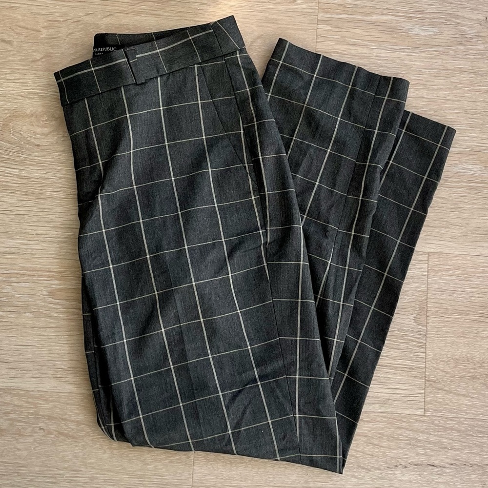 Banana Republic Avery Mid-Rise Straight Ankle Length Dark Gray Work Pants Size 2